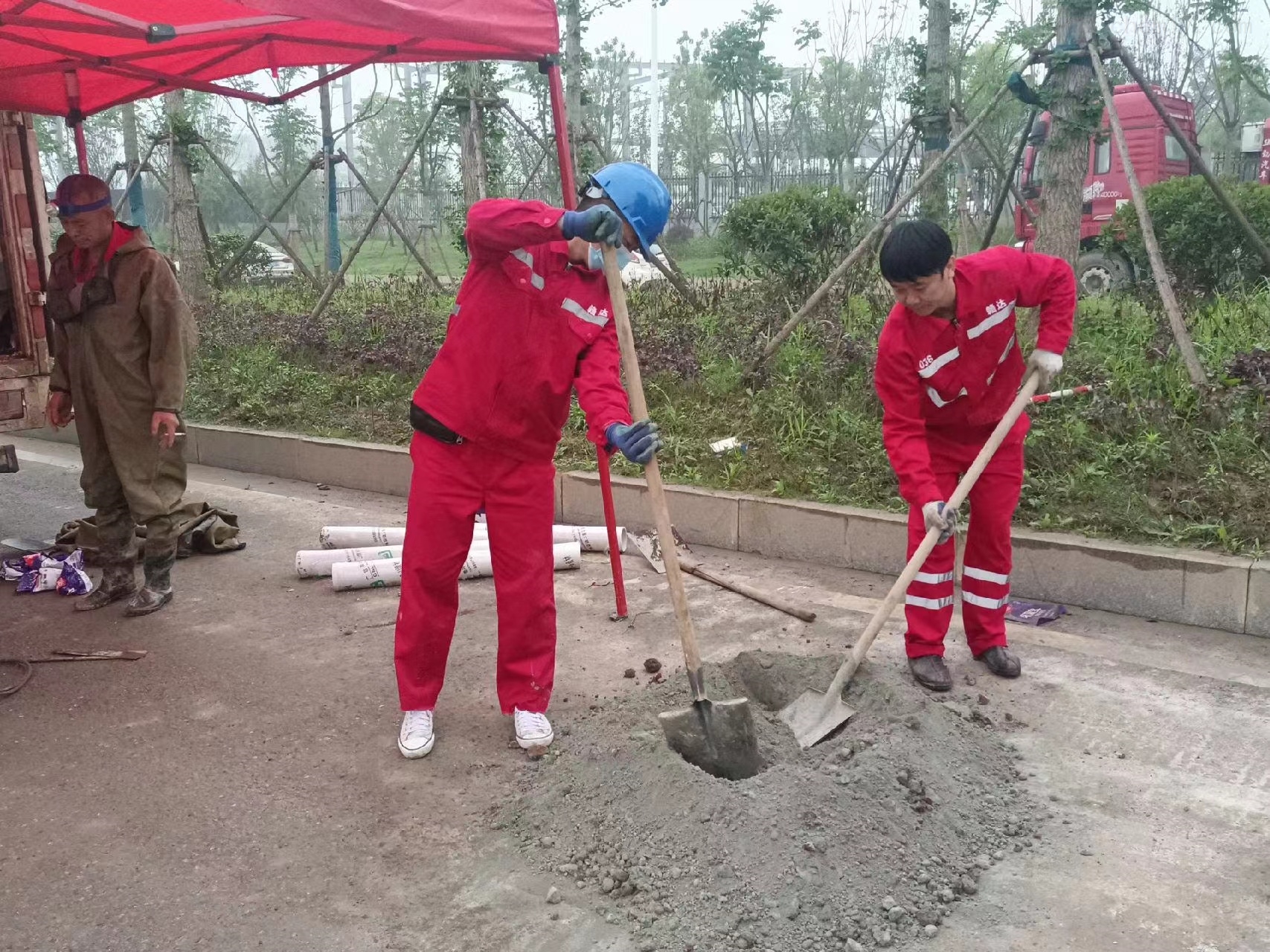 邳州管道疏通哪家好】及时进行市政管道清淤